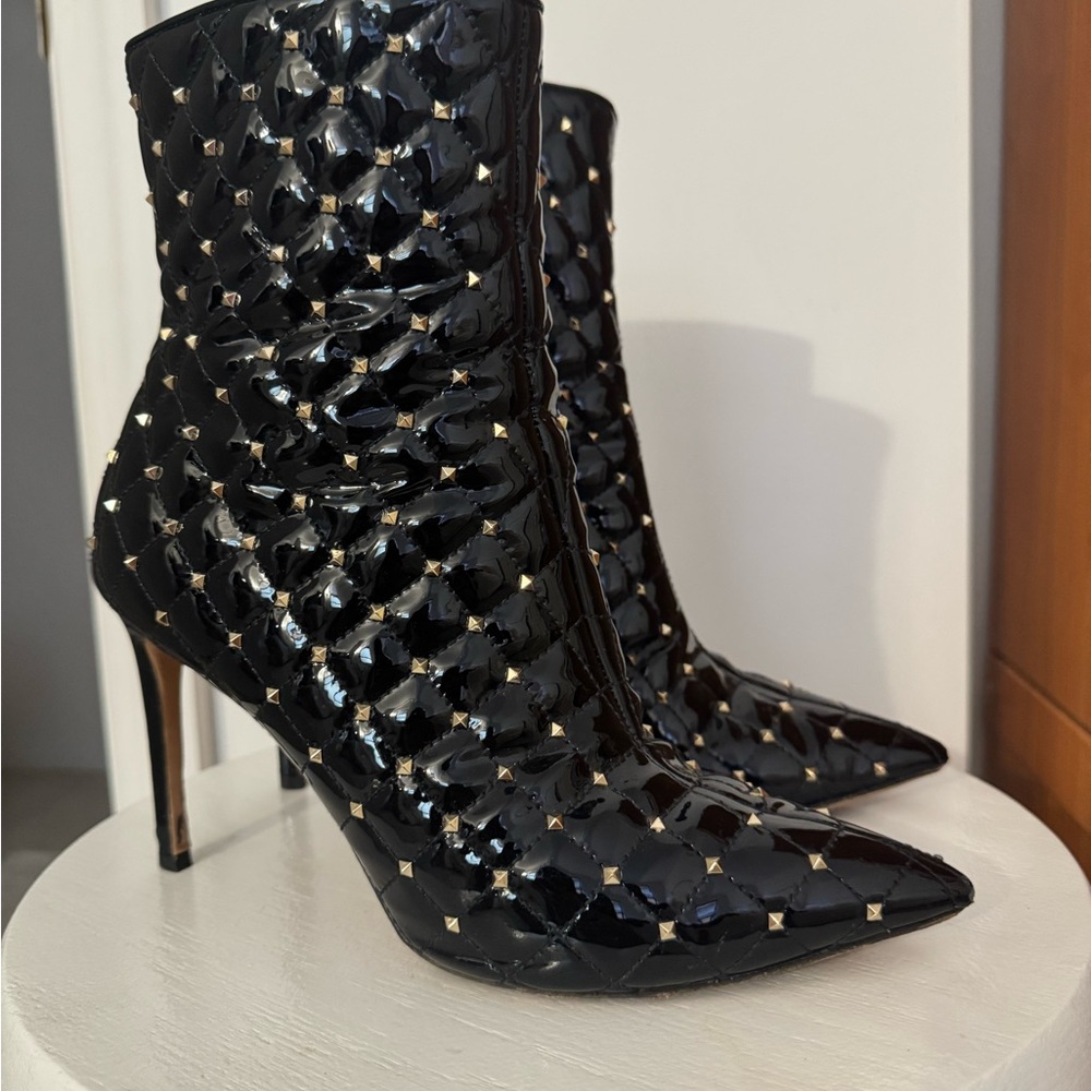 Valentino Garavani Patent Rockstud Spike Court Ankle Booties